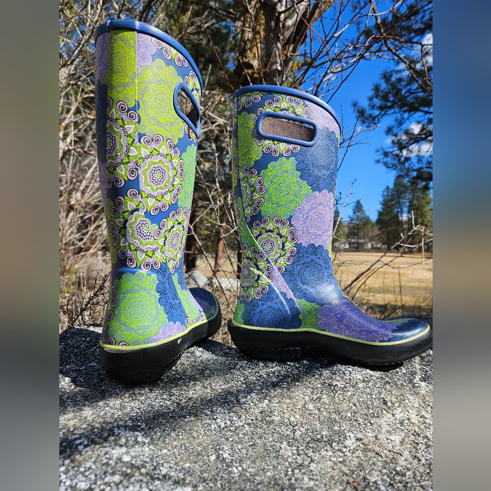 Bogs Blue and Green Winter Rain Boots